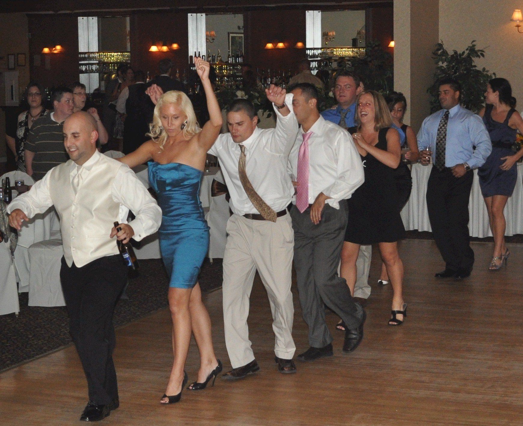 wedding guests DJ dancing at Hillview Country Club, North Reading, Massachusetts