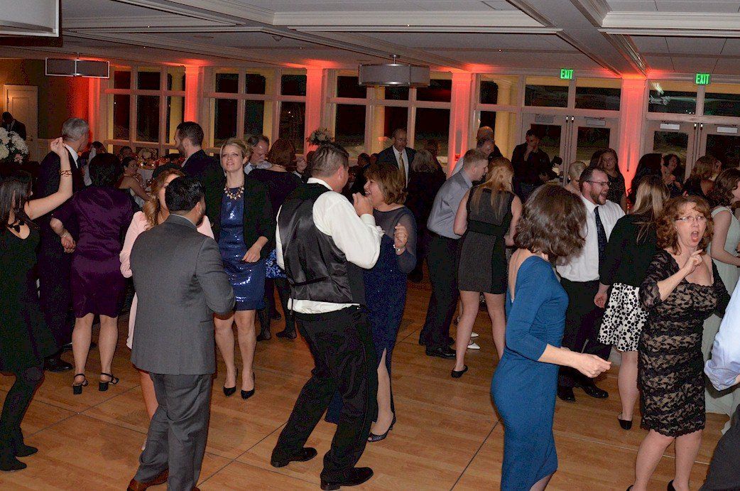 bride and groom first dance at Manchester Country Club, Bedford, New Hampshire