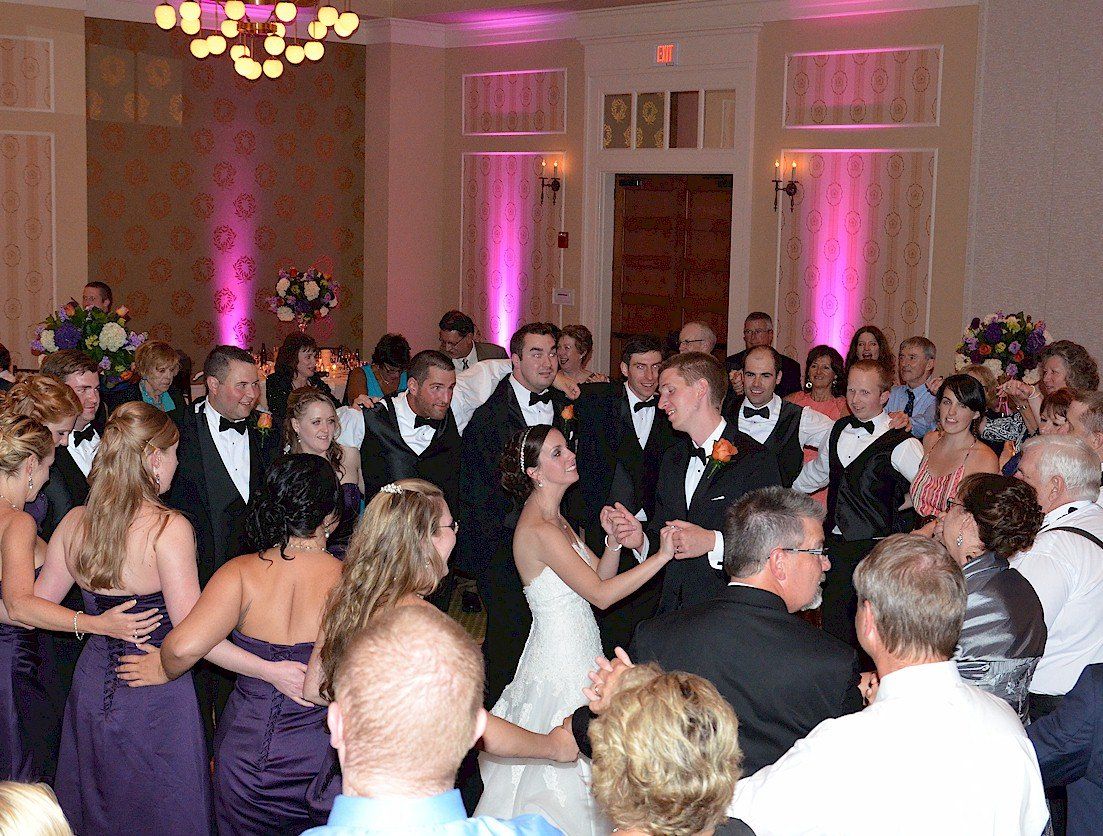 wedding dj dancing Omni Mount Washington Bretton Woods New Hampshire