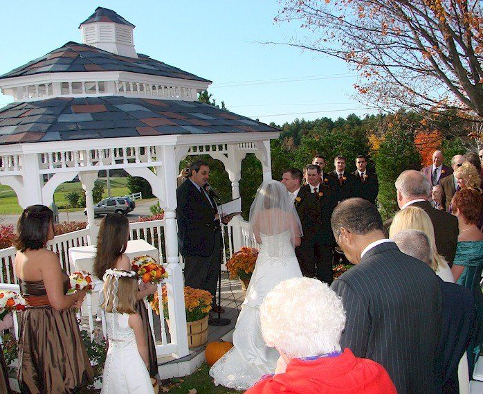 wedding ceremony at Red Barn at Outlook Farm, South Berwick, Maine