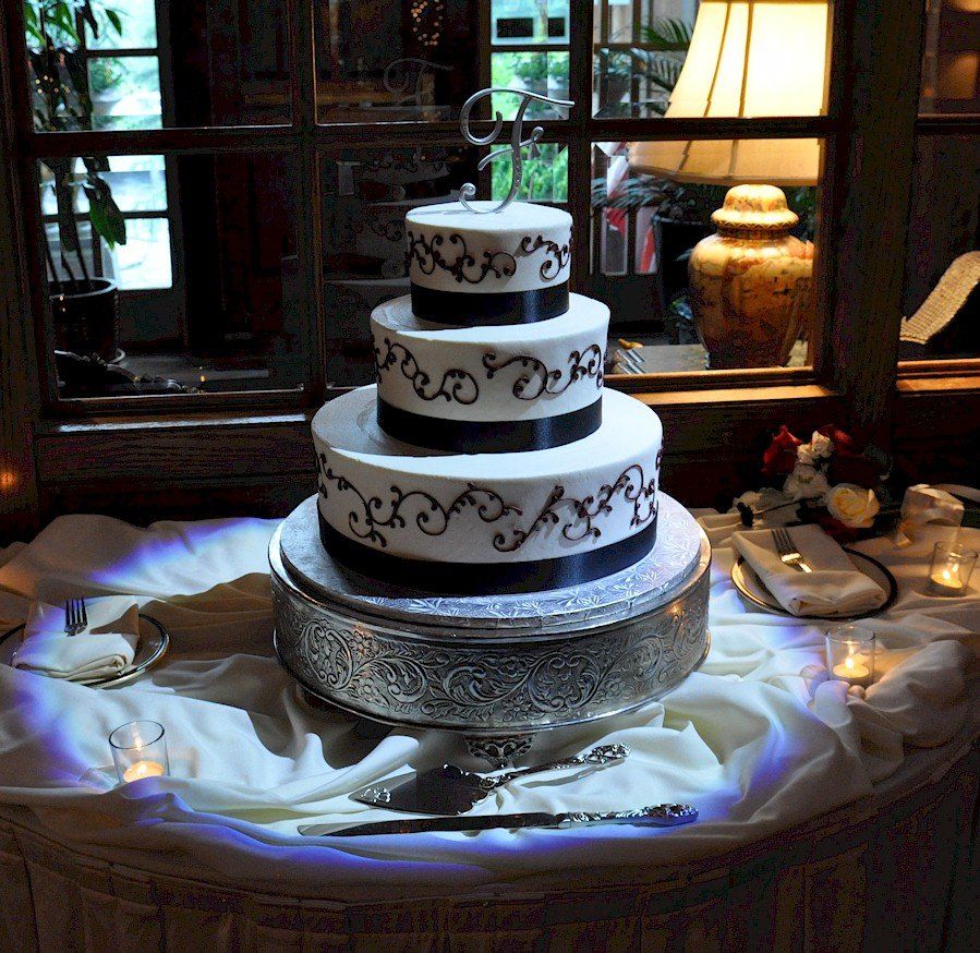wedding cake spot light ma maine nh