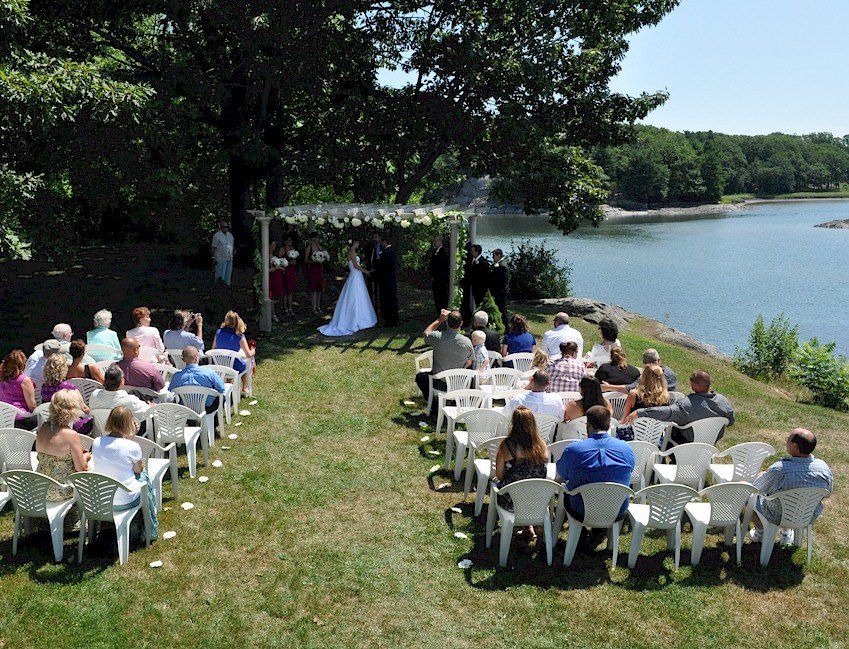 wedding ceremony at The Portsmouth Elks Hall, Portsmouth