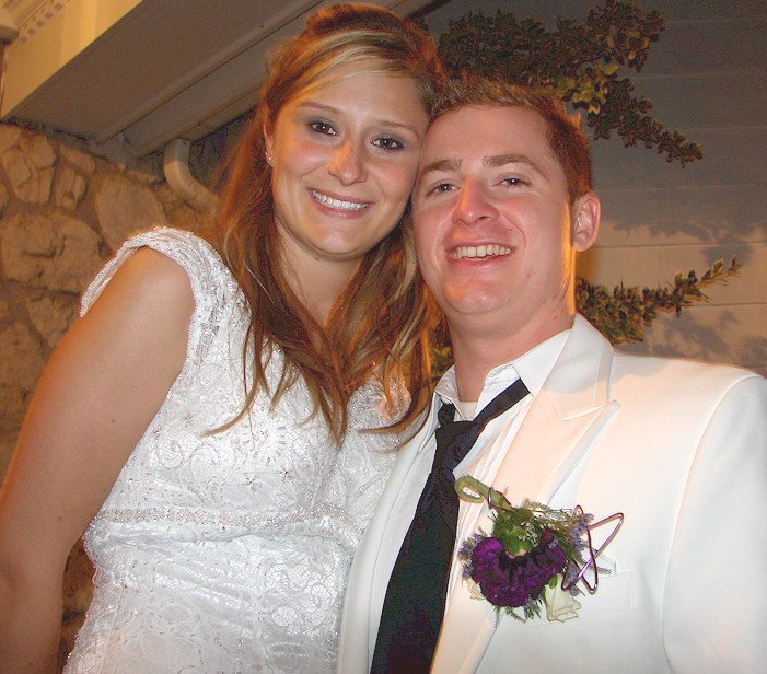 wedding bride and groom at White Cliffs Function Facilities, Northborough, Massachusetts