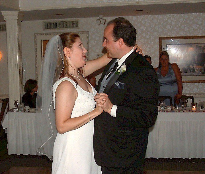 bride and groom first dance DJ at York Harbor Inn, York Harbor, Maine