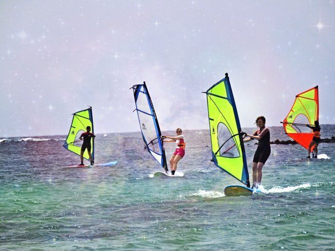 kleine groep windsurfen windsurfen, windsurf course fuerteventura