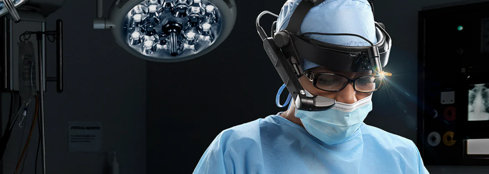 Picture of a doctor/surgeon wearing an XR headset