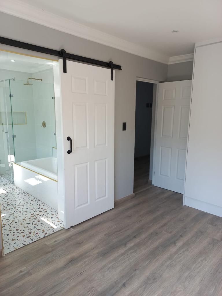 Laminate Flooring Installation