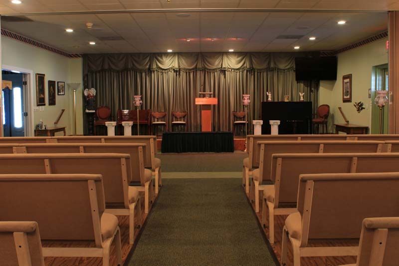 Interior and exterior photos of Cheatham County Funeral Home