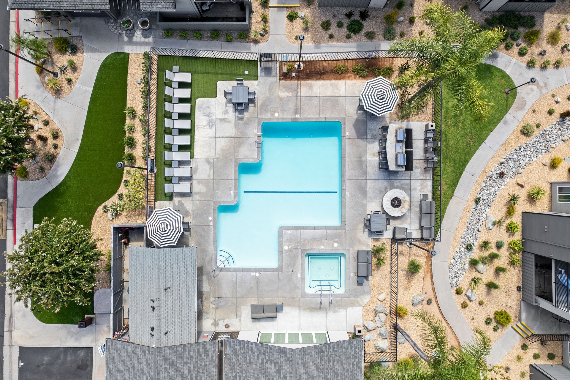 The James pool from above