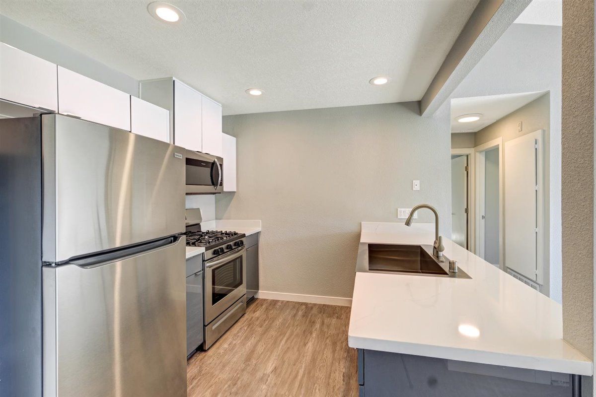 The James kitchen sink