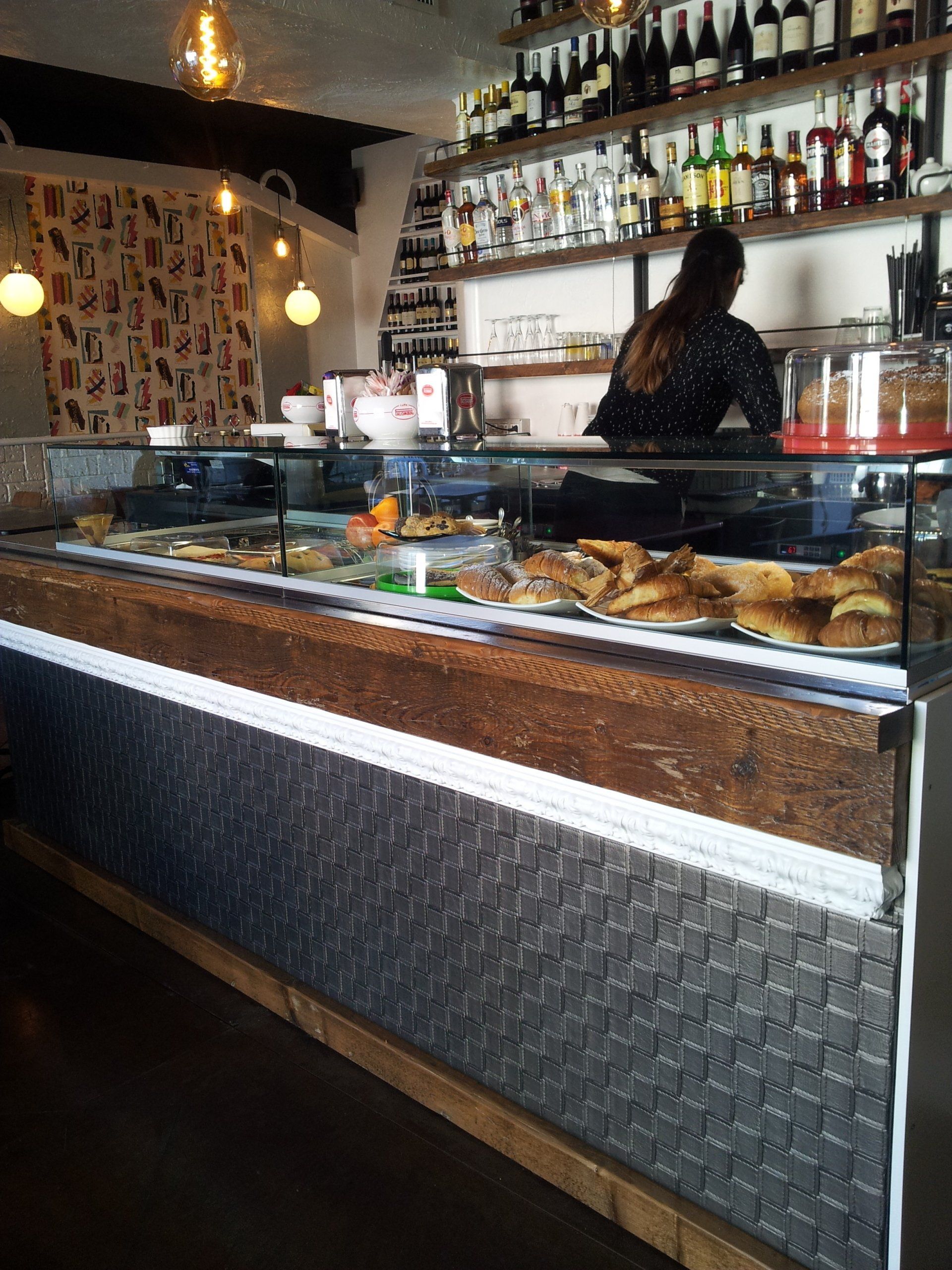 banco negozio realizzato su misura