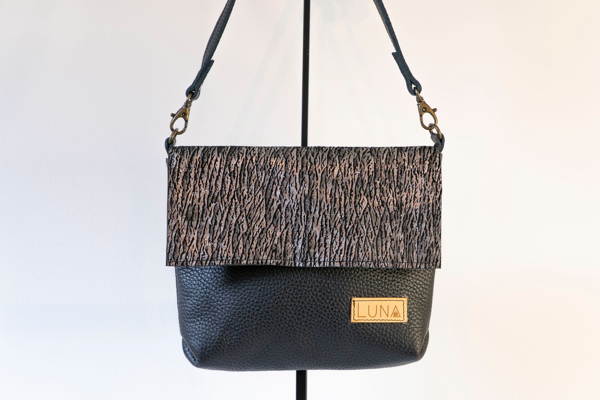 Schoudertas Luna zwart