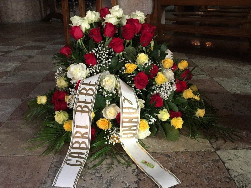 cuscino di fiori per funerale