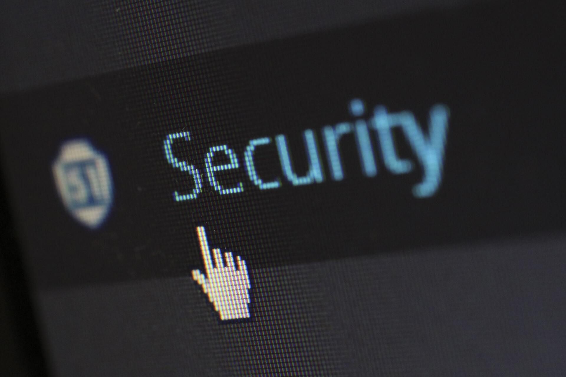 Software de vulnerabilidad informática detectando una amenaza