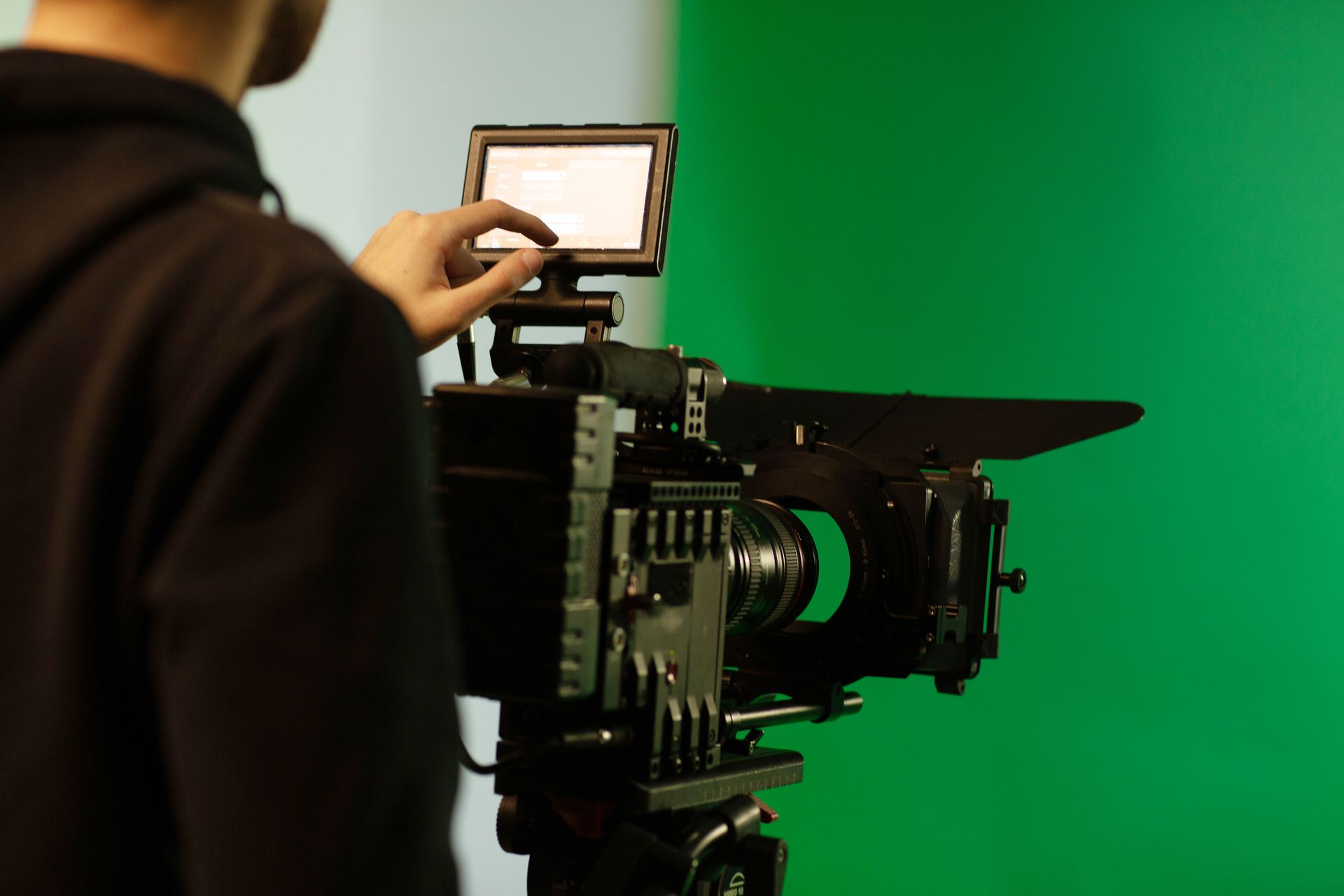 Cómo elegir la mejor agencia de producción audiovisual para tu proyecto