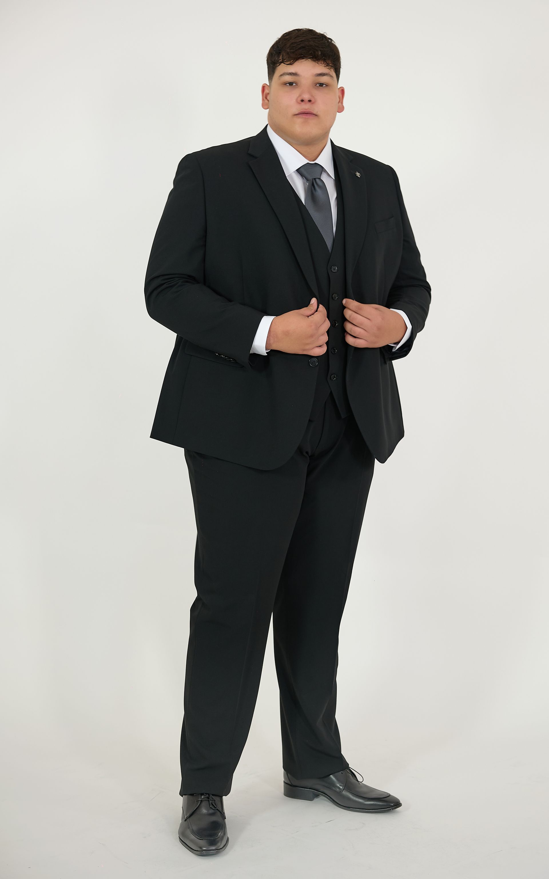 abiti cerimonia per taglie forti uomo