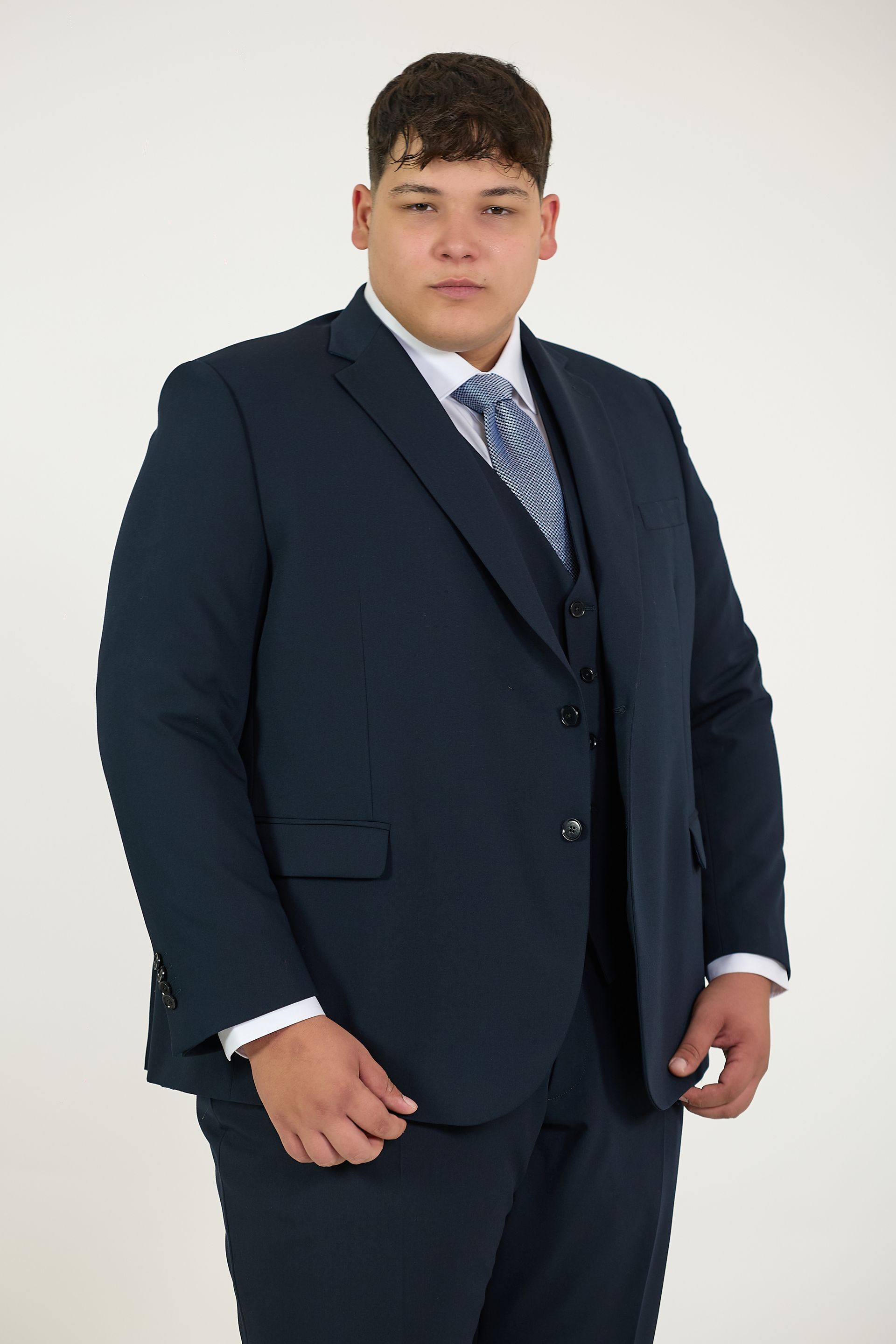 abiti cerimonia per taglie forti uomo