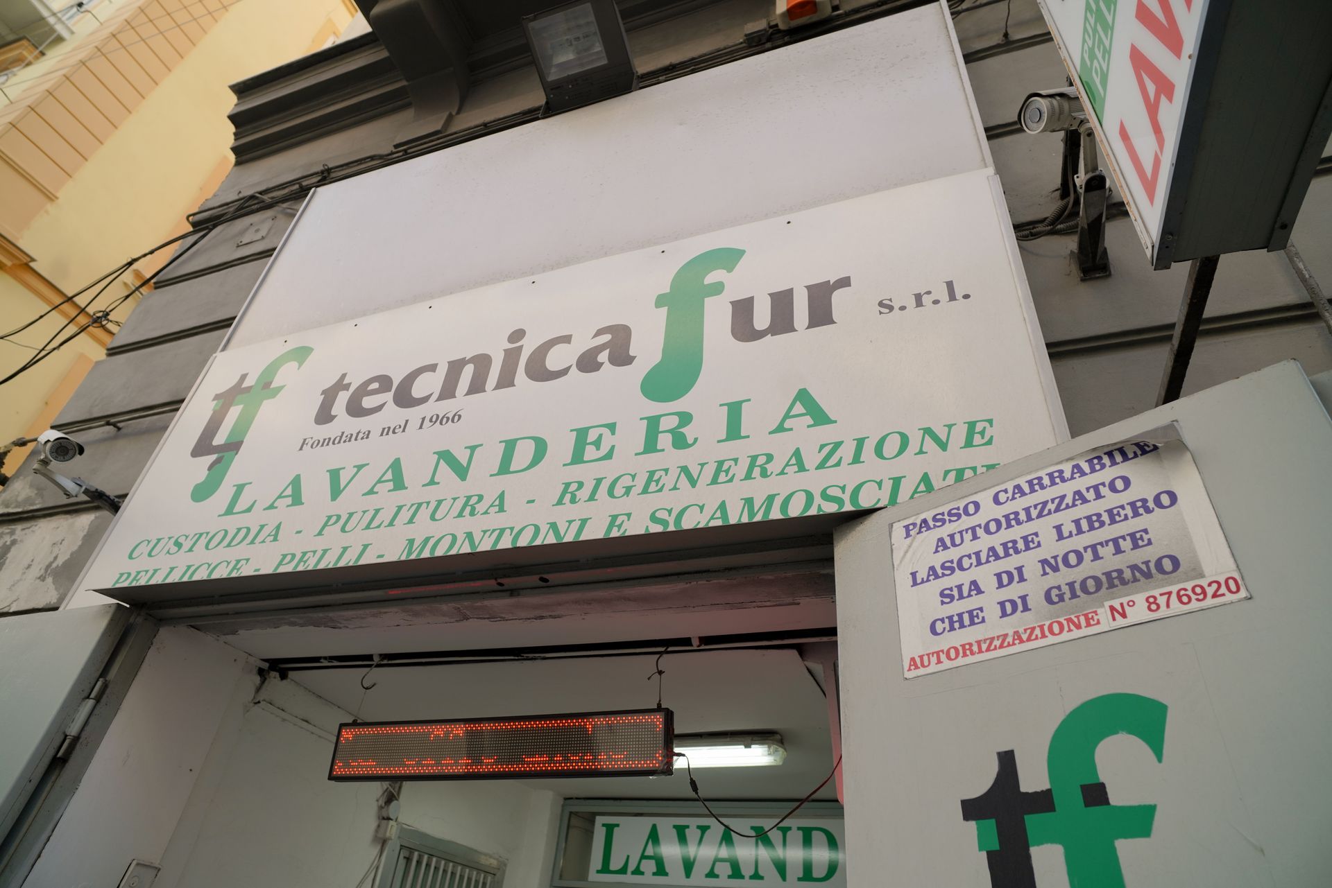 lavanderia per rigenerazione montoni e scamosciati