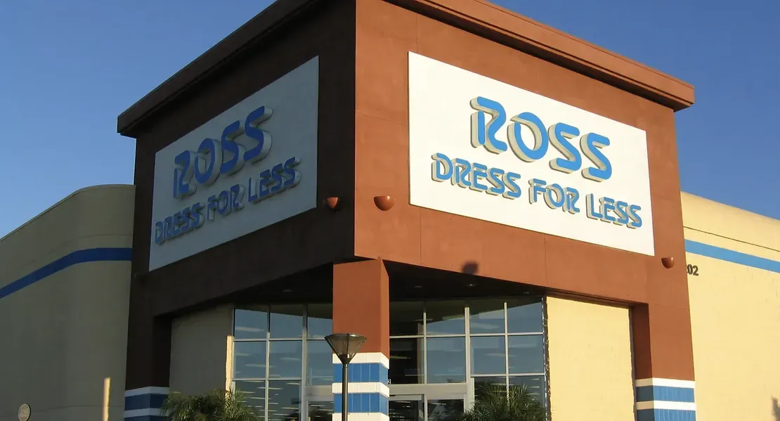 The front of a ross dress for less store