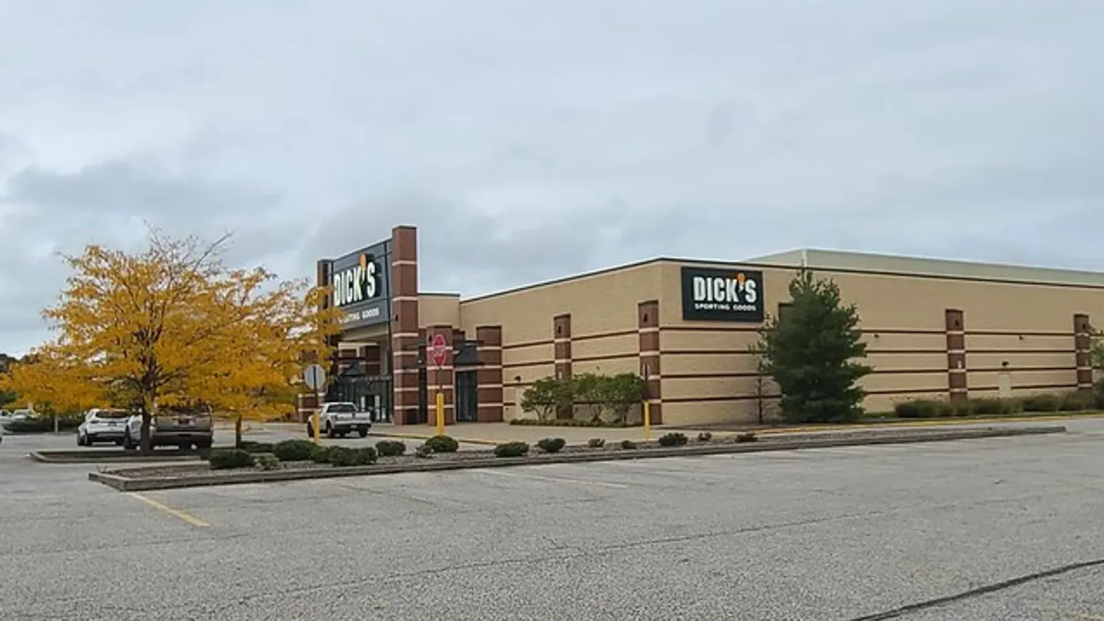 A large building with a sign that says ' nbc 's ' on it
