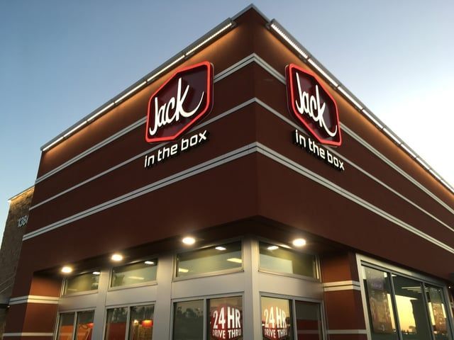 The outside of a jack in the box restaurant