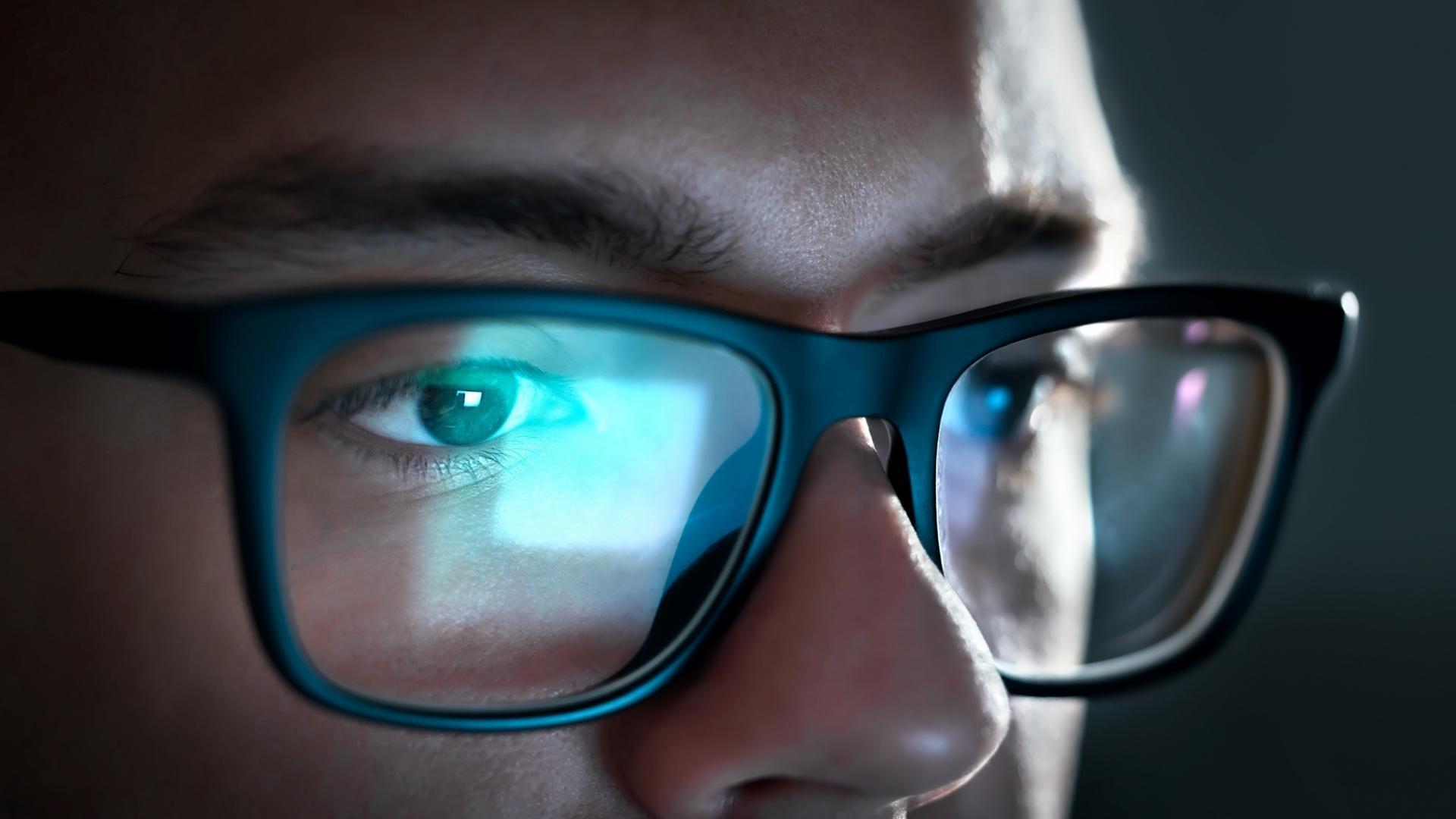 Can Blue Light Glasses Actually Help My Eyes?