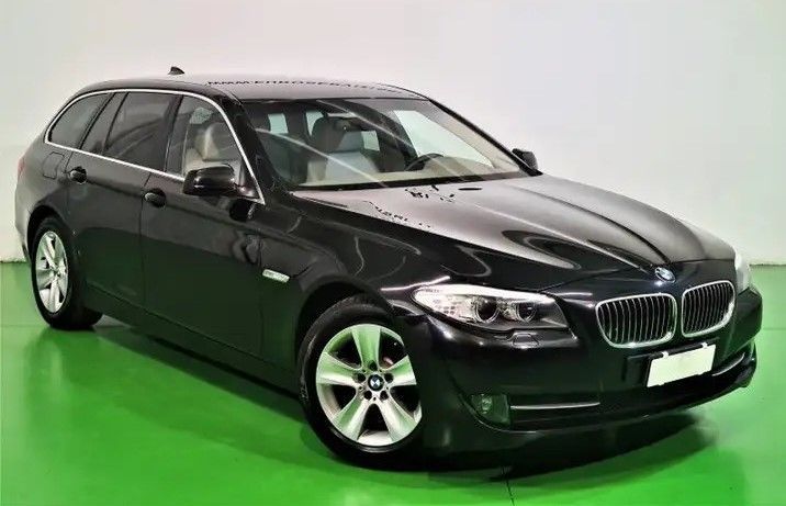 BMW 523