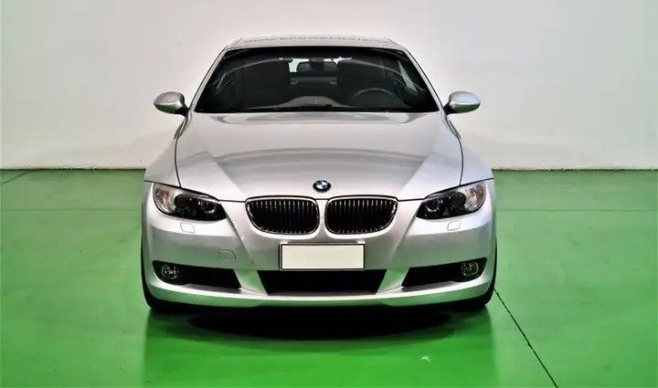 BMW 325