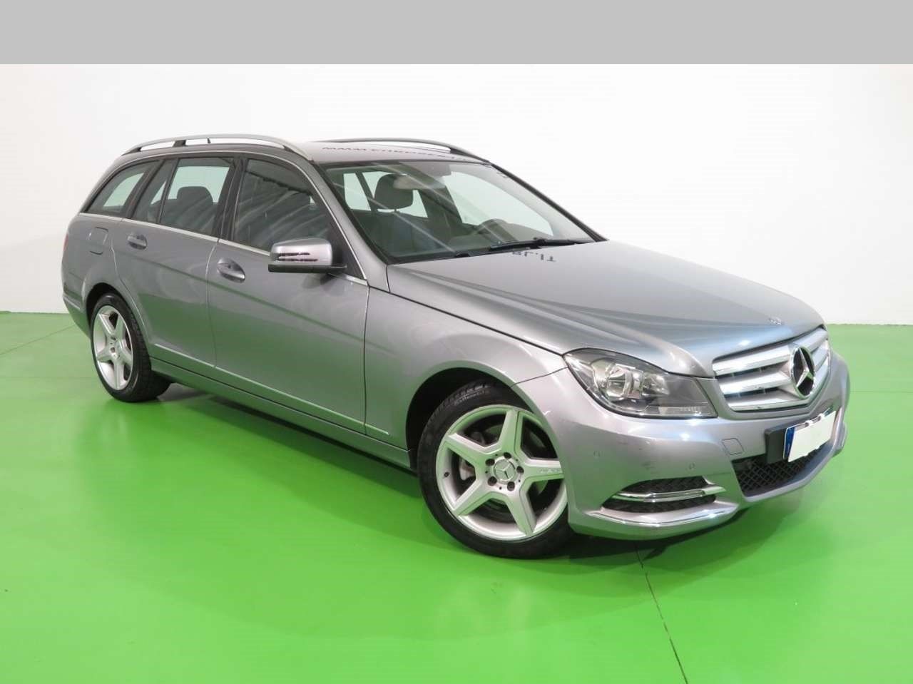 MERCEDES BENZ C250