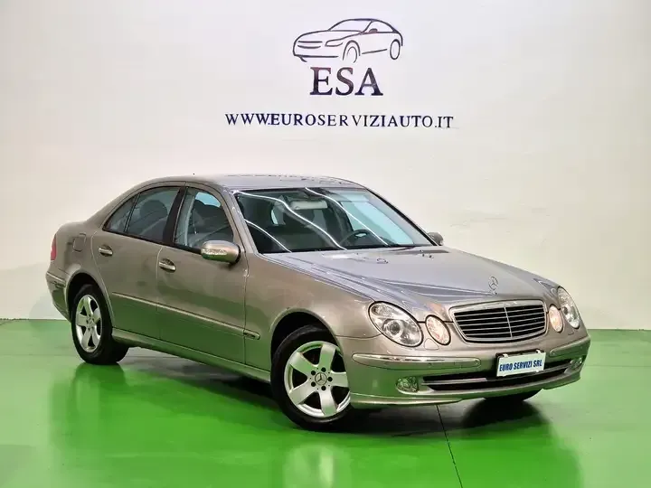 MERCEDES BENZ E320