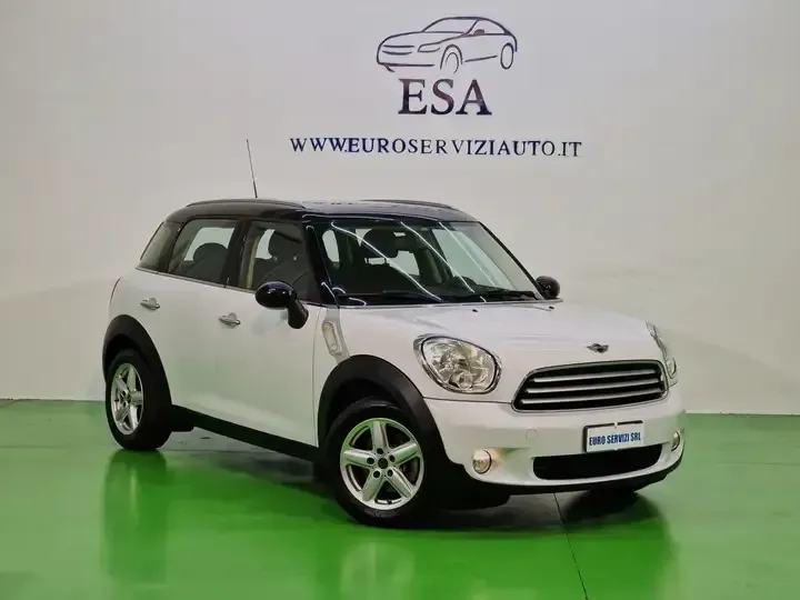 MINI COOPER COUNTRYMAN
