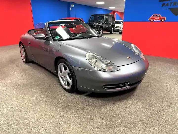 PORSCHE 996