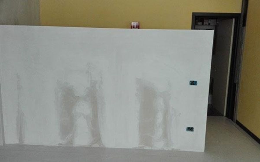 pannello in cartongesso con punti luce