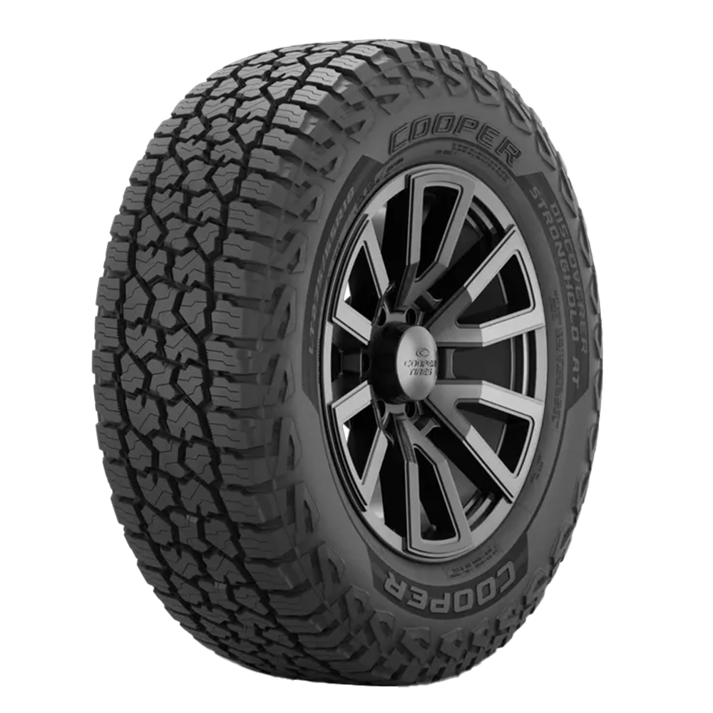Discoverer© Stronghold AT Tire
