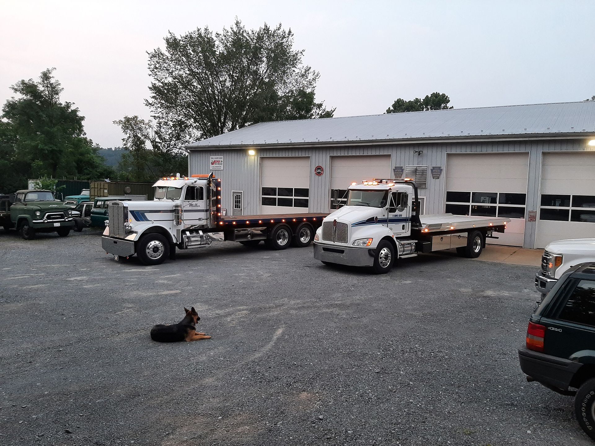 Town & Country Service Center Shop