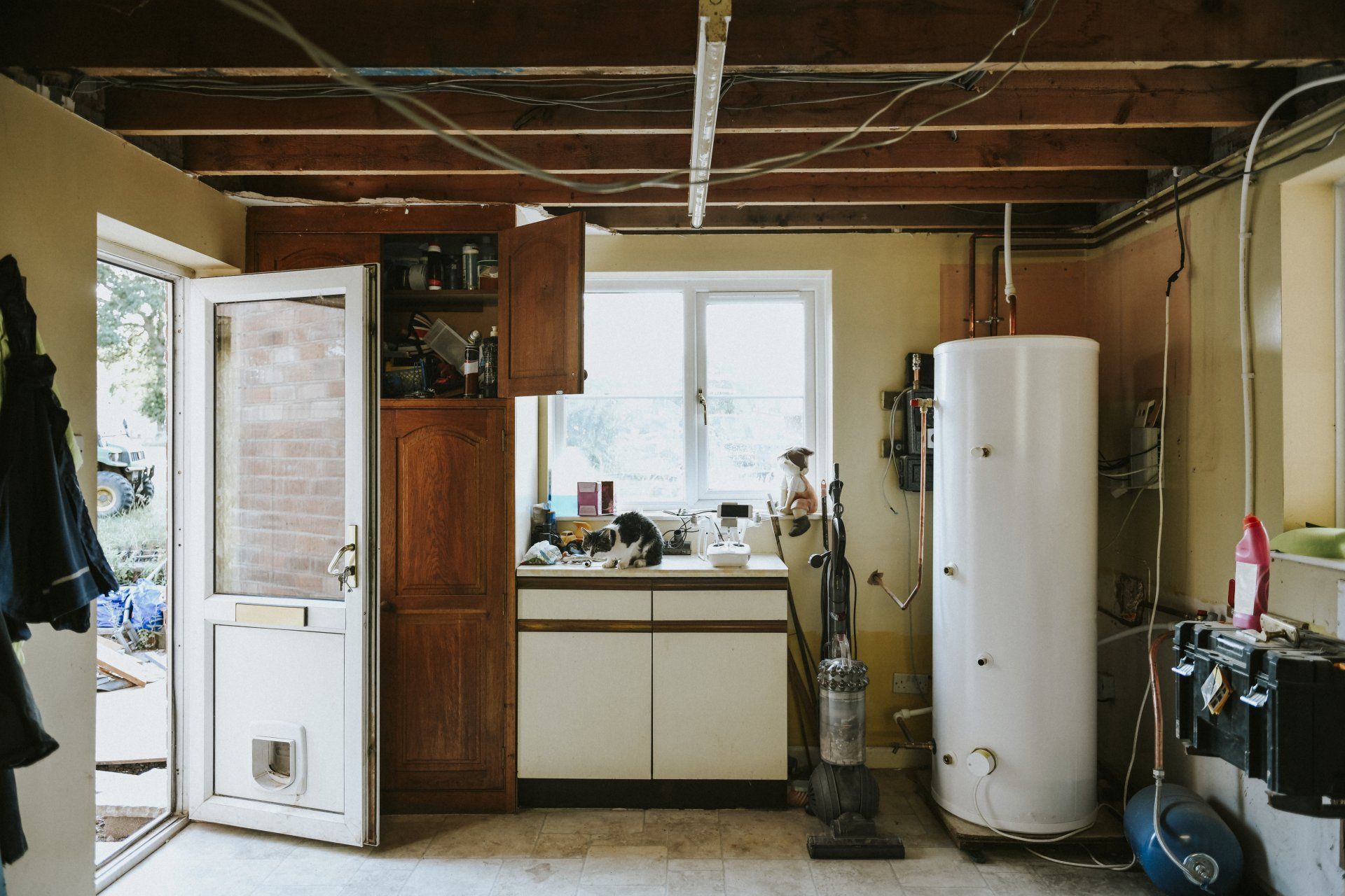 Tank Water Heater - London Ontario