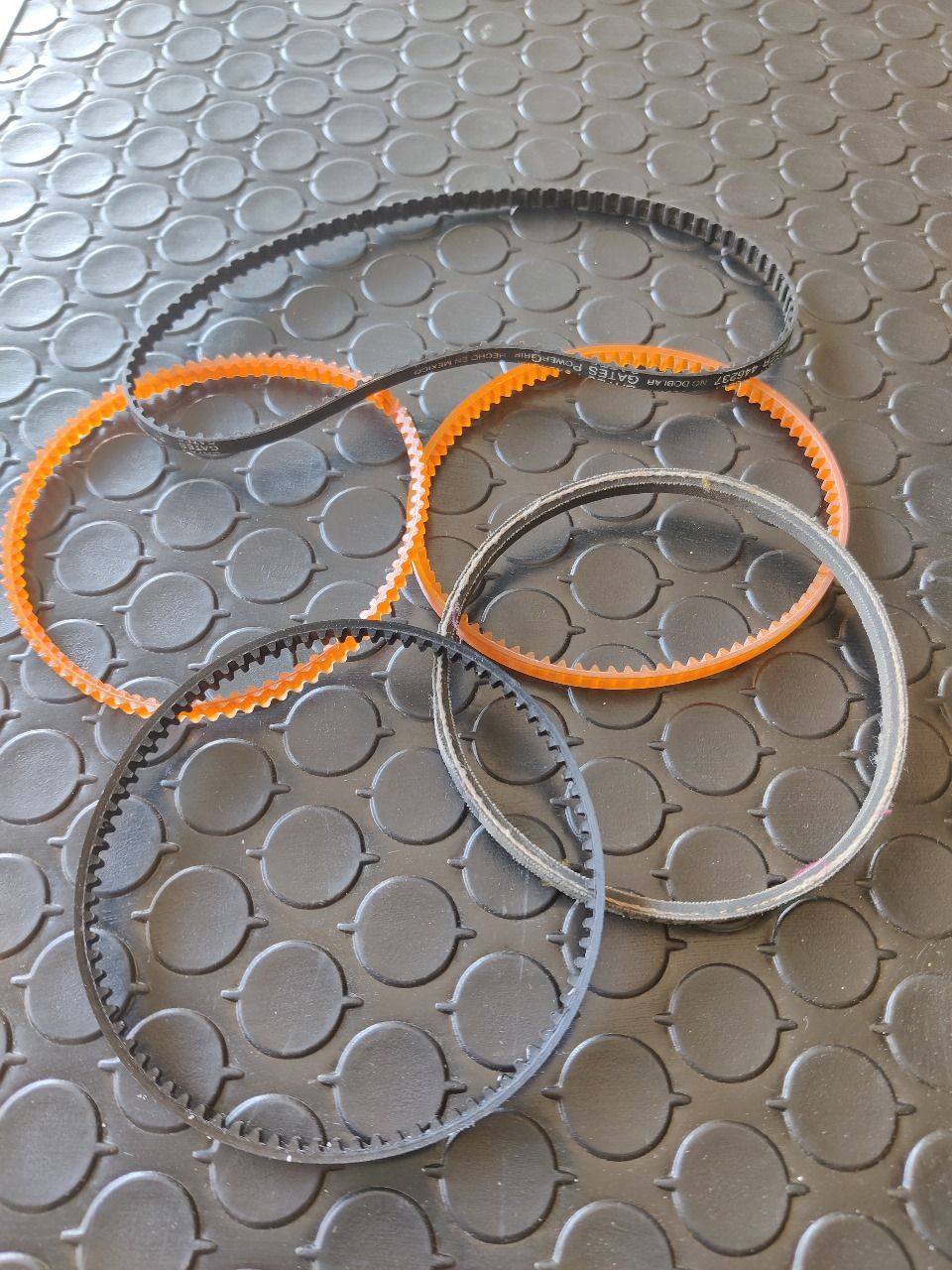 MAQUINAS DE COSER DE LA 12