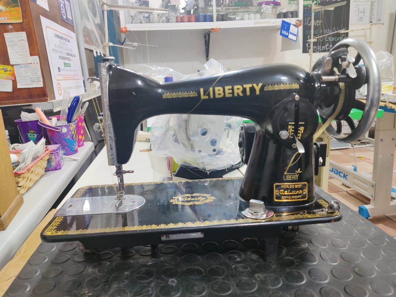 MAQUINAS DE COSER DE LA 12