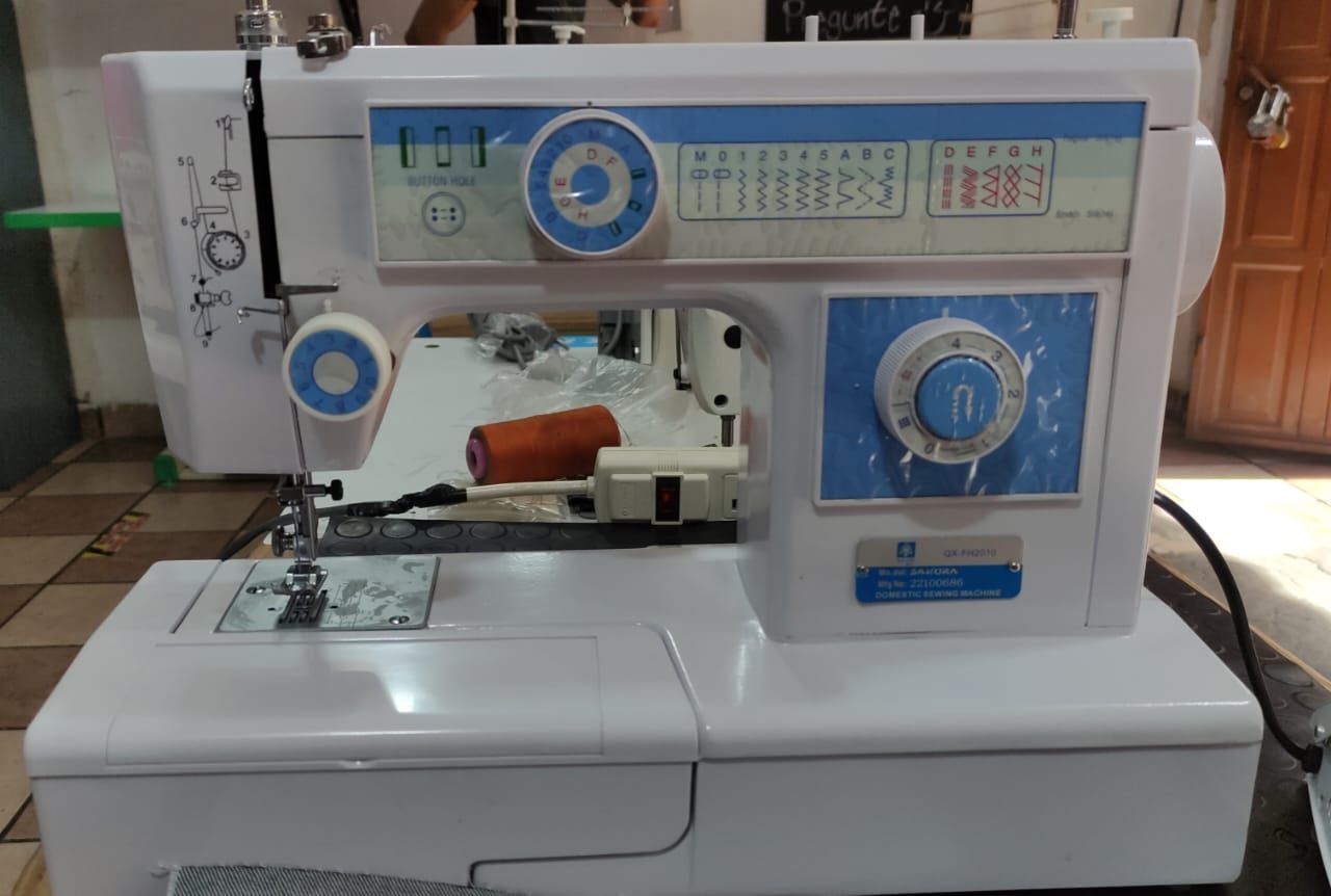 MAQUINAS DE COSER DE LA 12