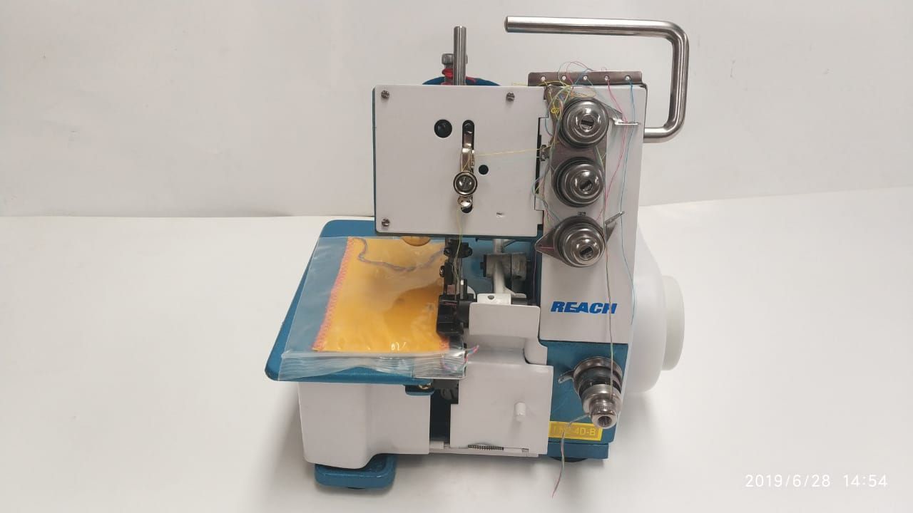 MAQUINAS DE COSER DE LA 12