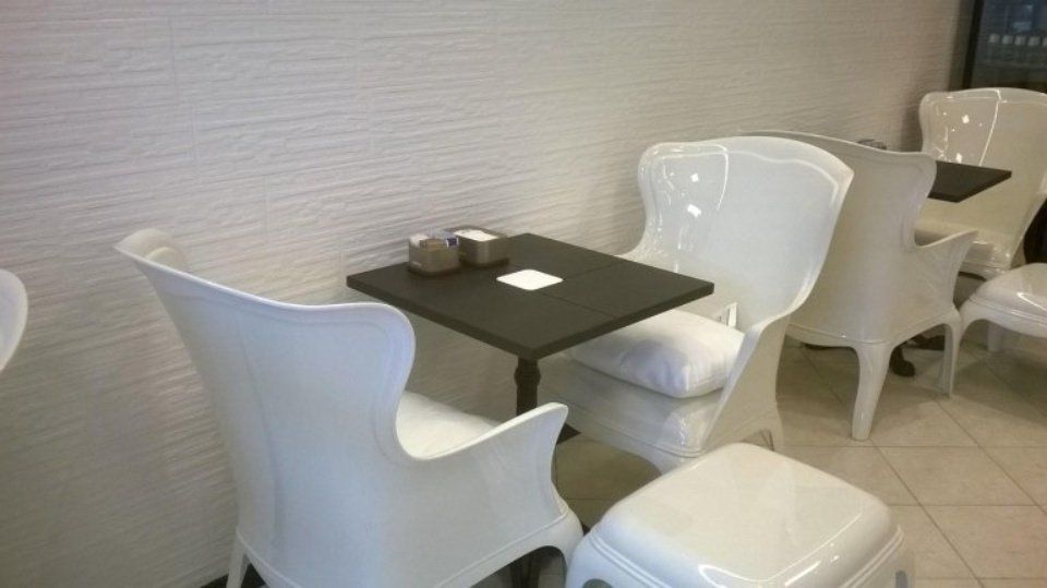 tavolo di una pasticceria