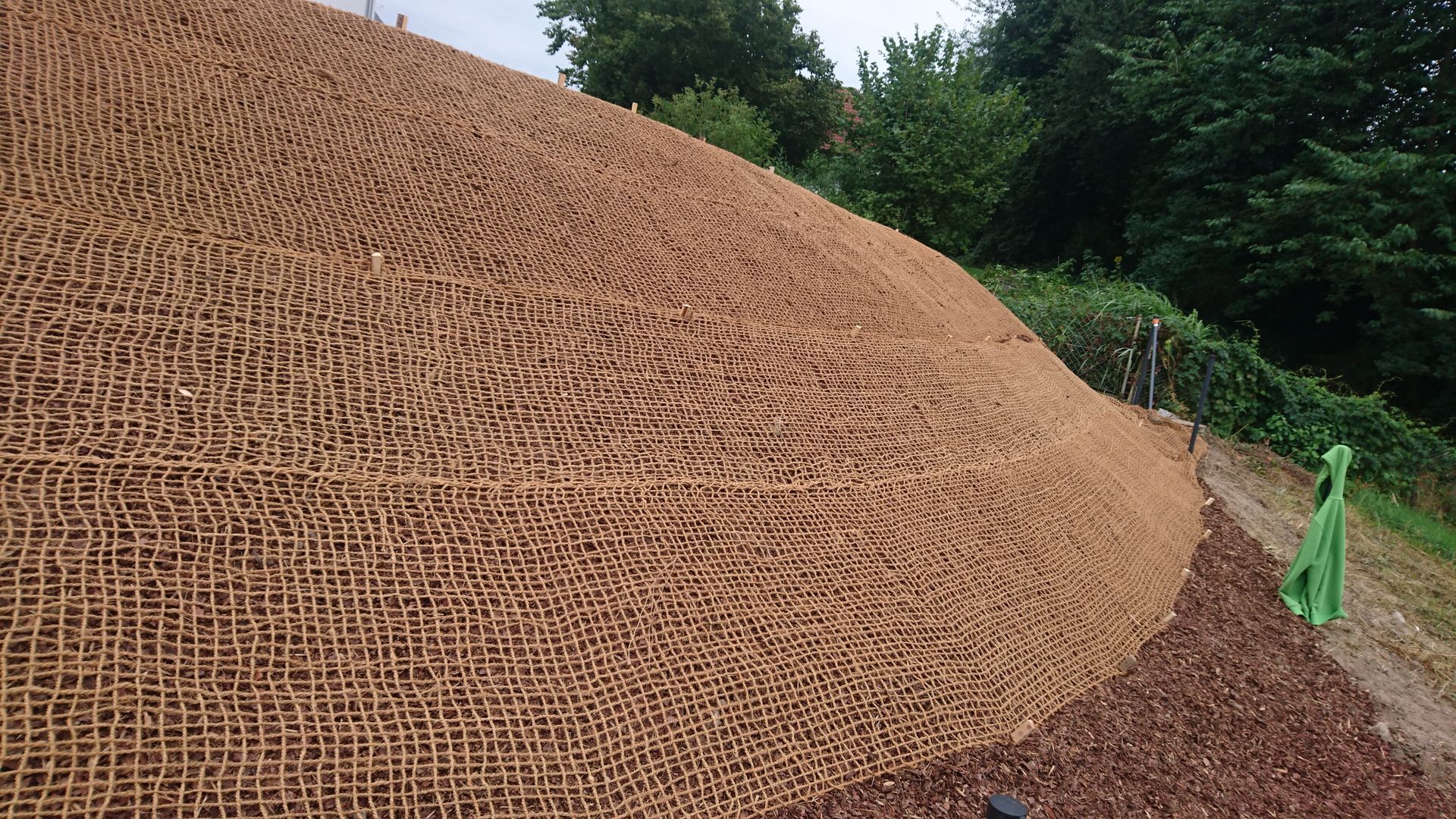 Kokosmatte Hangbefestigung