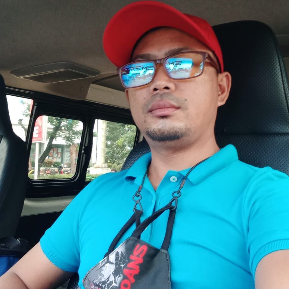 Noxzkie C. Entrialgo is a skilled driver for CoolExtreme Rent-A-Car in Palawan, providing safe and reliable transportation for customers exploring the stunning landscapes of the region. With extensive knowledge of local routes and a commitment to excellent customer service, Noxzkie ensures that every rental experience is enjoyable and stress-free. Keywords: CoolExtreme Rent-A-Car, driver, Palawan, customer service, transportation, local routes.