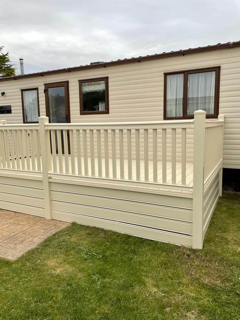 BEECH GROVE CARAVAN B85A