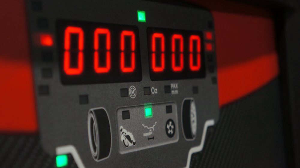 Tuvplāns digitālajam displejam, uz kura ir rakstīts 00000