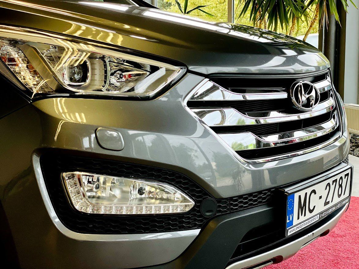 Automašīna ar numura zīmi mc-2767