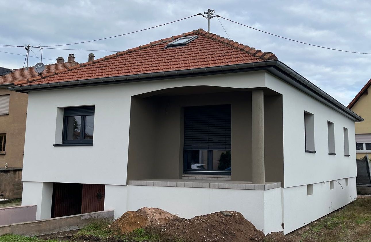 Maison plain pied rénovation globale par isodeco à Haguenau