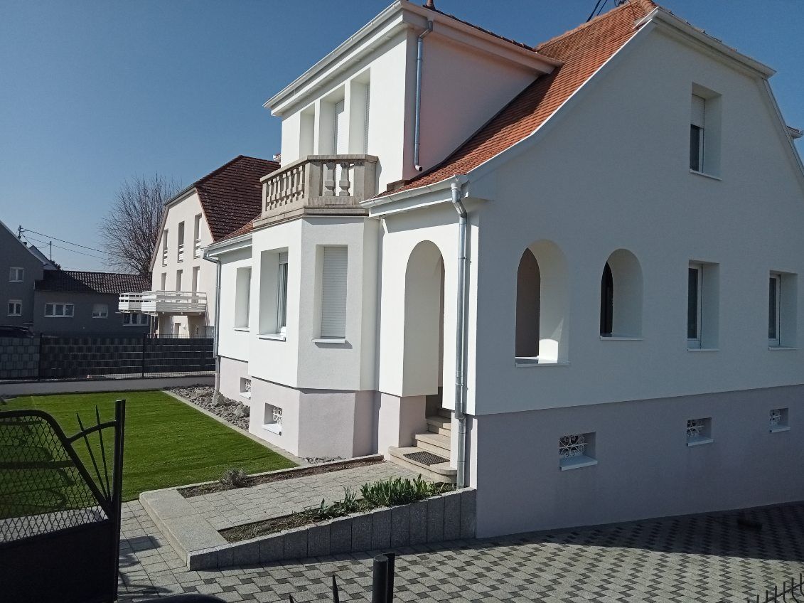 Une grande maison rénovée par isodeco