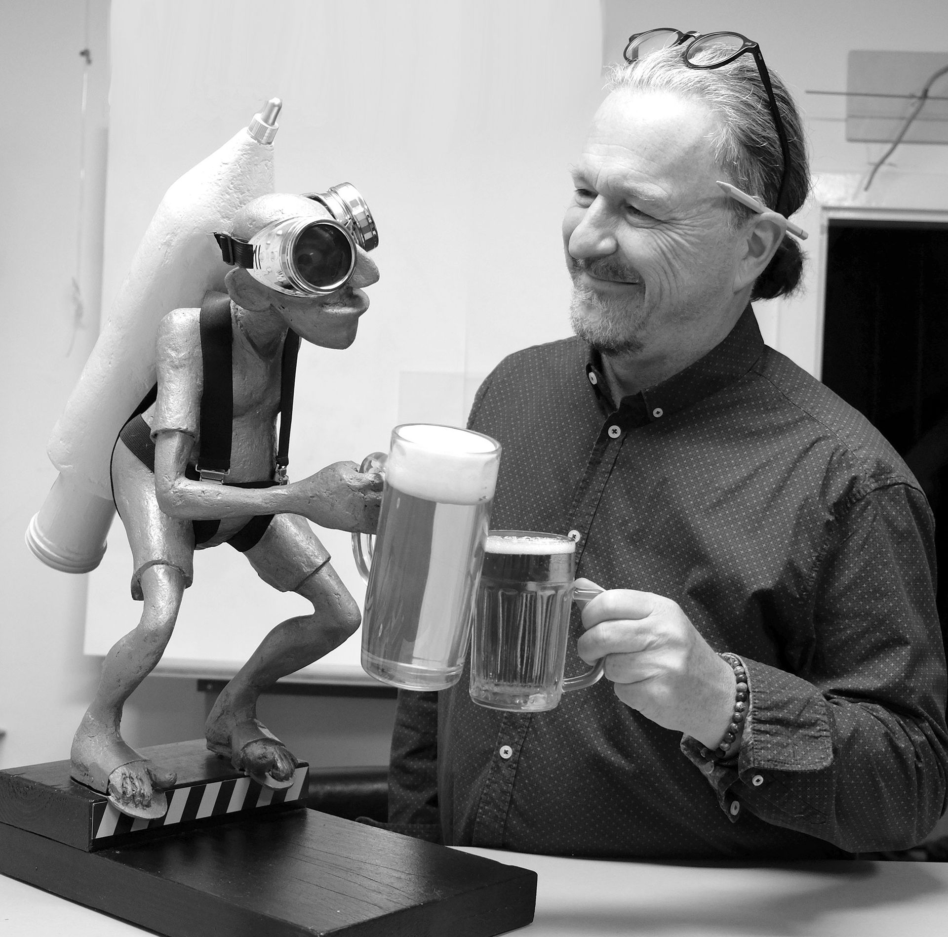 Der Mürztaler Grafiker, Künstler und Illustrator Martin Cremsner. Kapfenberg, Steiermark, Össterreich