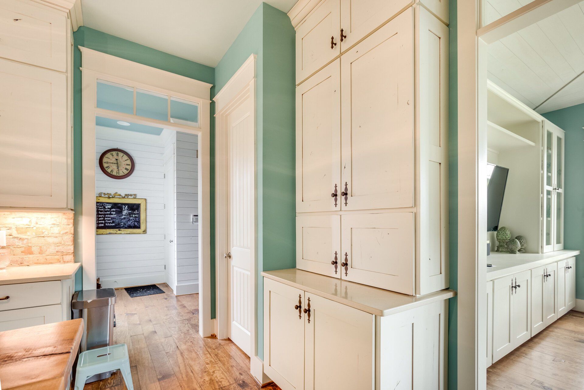 Custom Cabinets in Mud Room